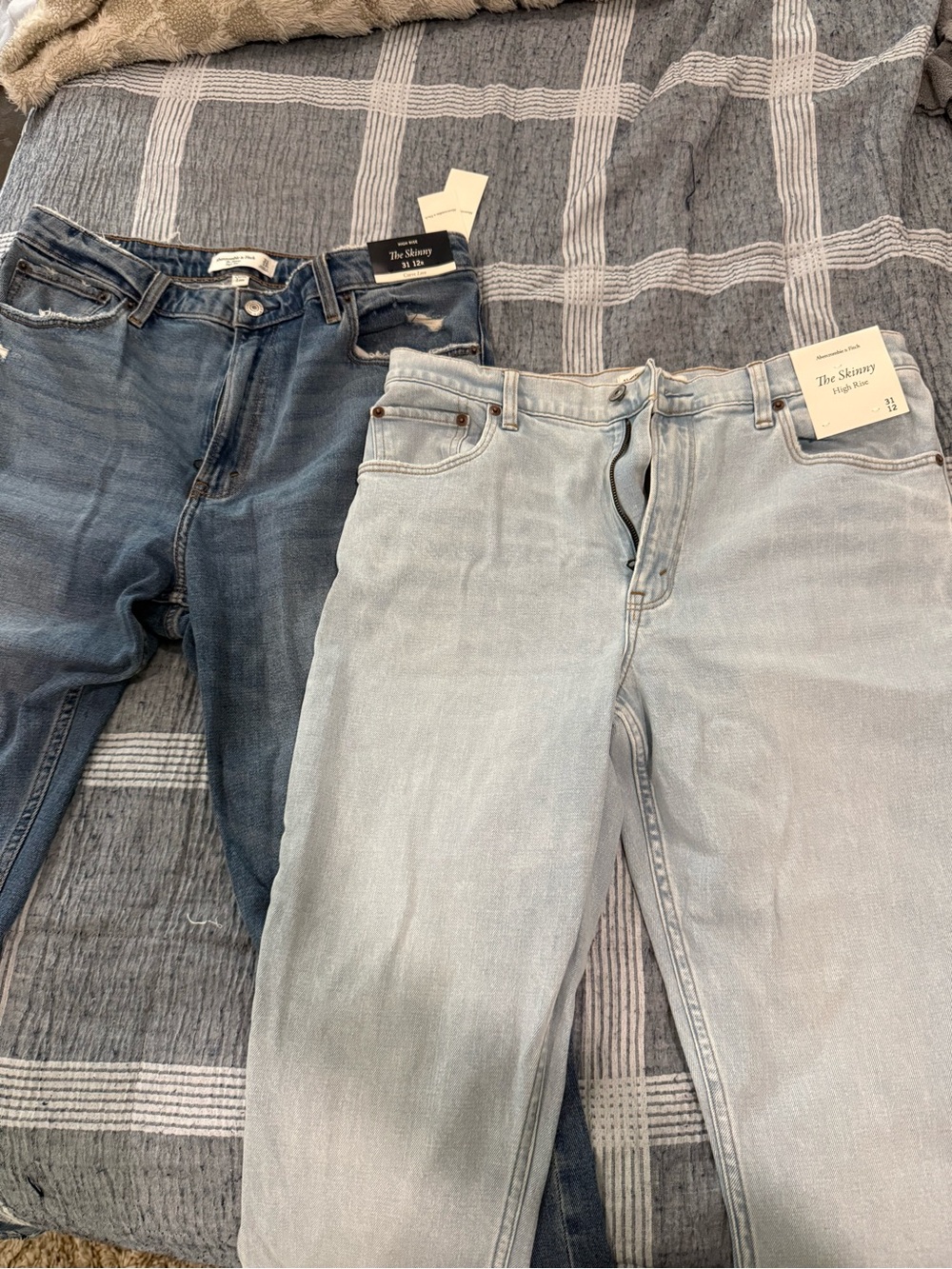 The Skinny Mid-Rise Jeans - Light Blue / Dark Blue - Abercrombie and Fitch Jeans